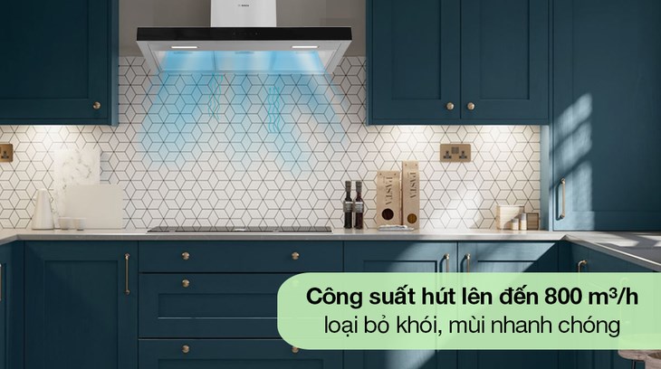 Máy hút mùi áp tường Bosch DWBM98G50B có lực hút đến 800m3/h, hỗ trợ hút sạch mùi dầu mỡ nhanh chóng, mang lại bầu không khí trong lành cho gian bếp