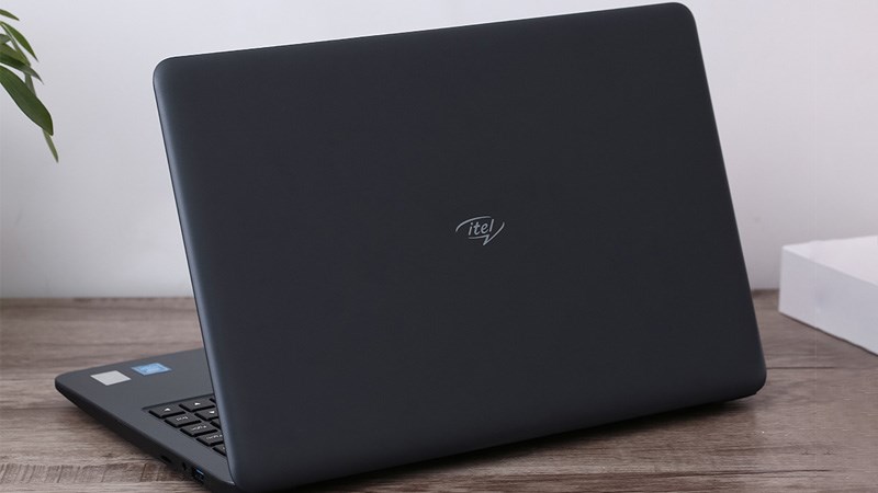 Laptop itel sang trọng 