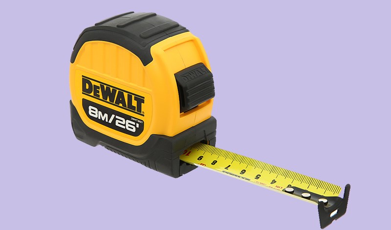 Thước kéo Dewalt DWHT36027-0-30 8m có thiết kế nhỏ gọn, dễ dàng bỏ túi khi làm việc