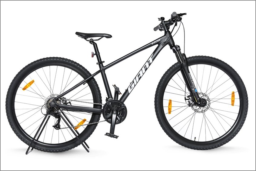 Xe đạp địa hình MTB Giant Rincon 2 (2022) được gia công từ chất liệu nhôm bền bỉ, chắc chắn 