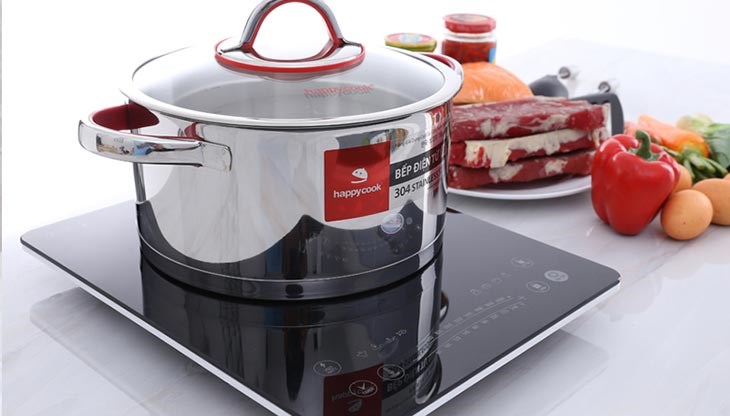 Nồi inox 3 đáy nắp kính 24 cm Happycook HC-24AR dùng tốt trên bếp từ, bếp hồng ngoại và bếp gas