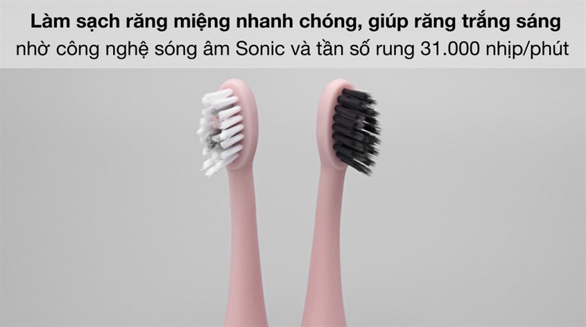 Bàn Chải Điện Halio Sonic Whitening Toothbrush PRO Rose Gold được trang bị công nghệ sóng âm Sonic giúp người già làm sạch răng nhanh chóng, hiệu quả 