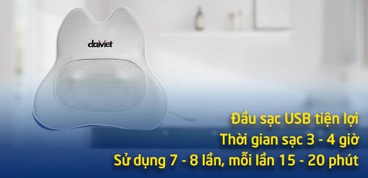 Máy massage lưng Daikiosan DVML-00001 có thể được sạc bằng đầu USB tiện lợi và sử dụng từ 7 - 8 lần