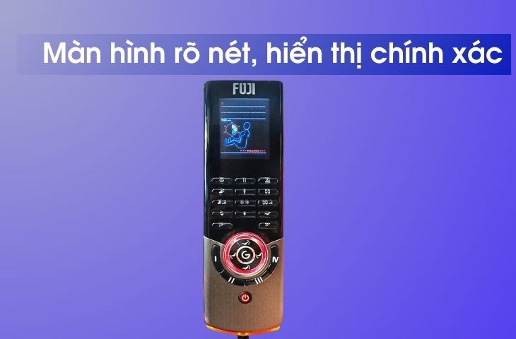 Ghế massage Fuji Luxury FJ 686 sử dụng remote điều khiển có màn hình hiển thị rõ nét các chế độ massage để người dùng dễ dàng tùy chỉnh