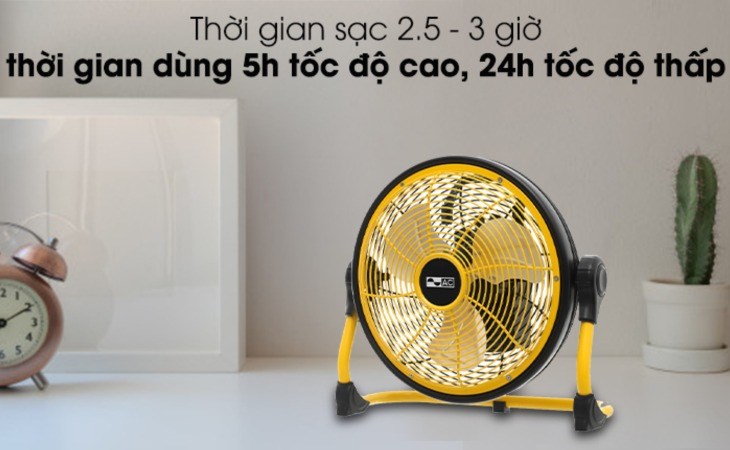 Quạt sạc AC ARF01D113 được trang bị pin Lithium cao cấp, giúp sạc nhanh chỉ từ 2.5 - 3 tiếng