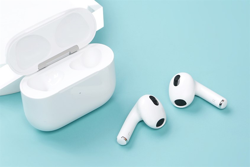 Tai nghe Bluetooth AirPods 3 Wireless Charge Apple MME73