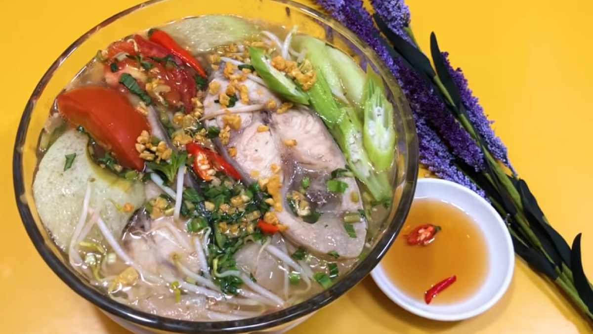 3 cách nấu canh chua cá hú