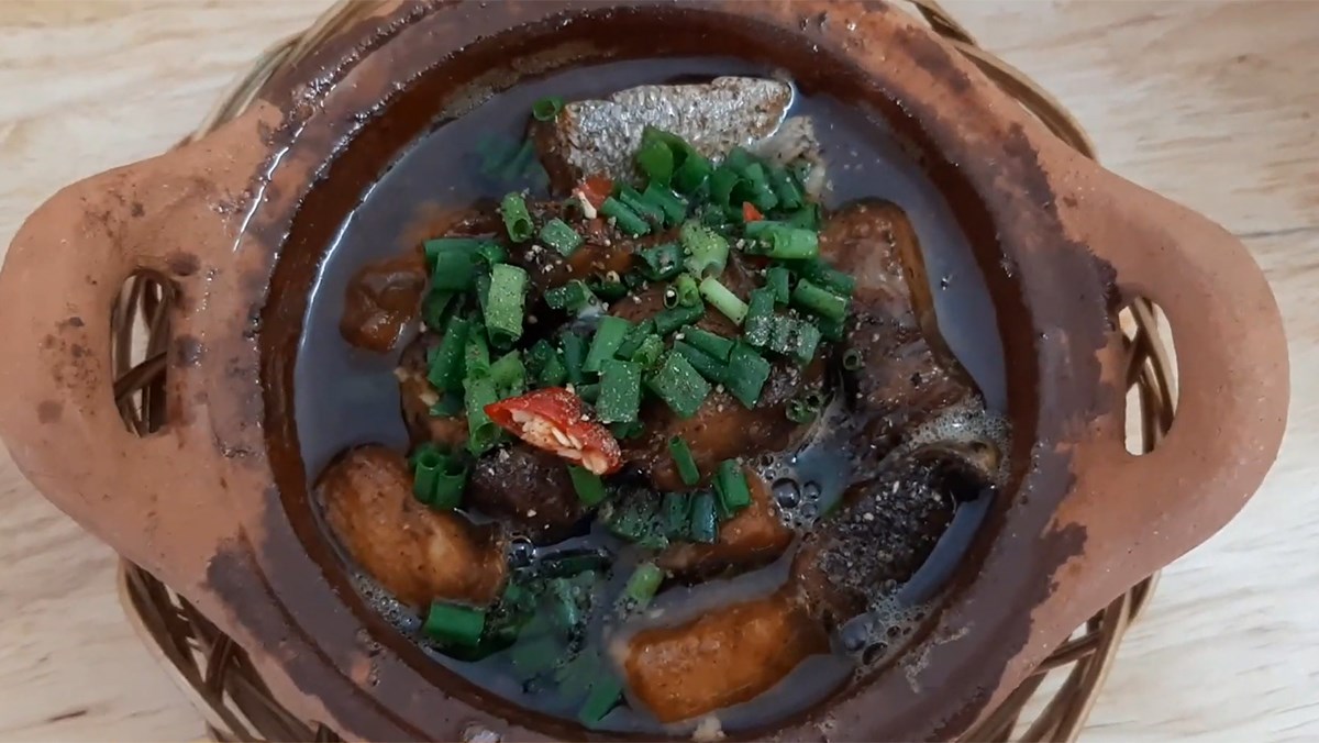 Cá bớp kho tiêu