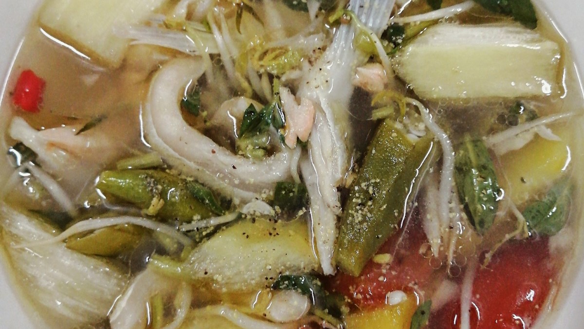 Canh chua lườn cá hồi