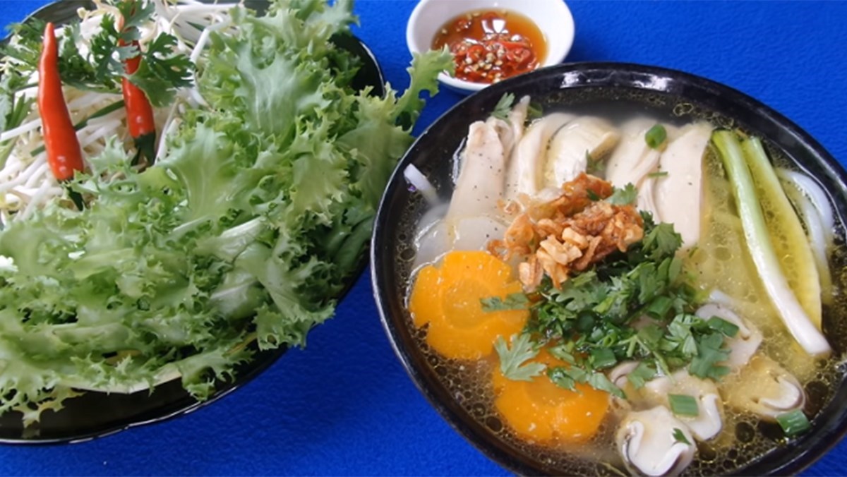 2 cách nấu bánh canh gà