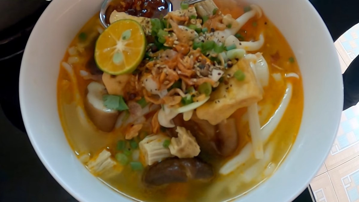 Bánh canh chay thập cẩm