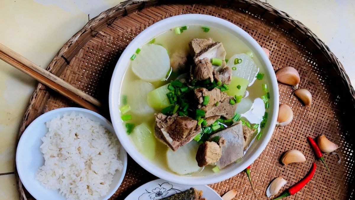 canh xương củ cải