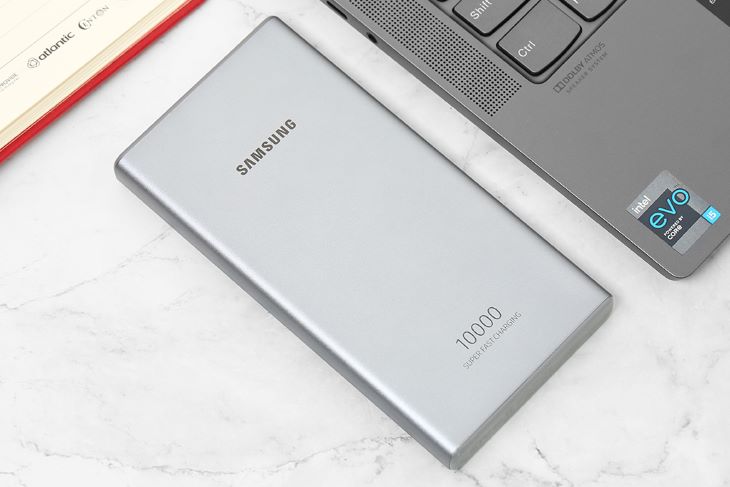 Pin sạc dự phòng Polymer 10.000 mAh Type C PD Samsung EB-P3300 mỏng nhẹ, tinh tế