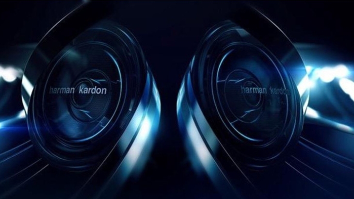 Hệ thống loa Harman Kardon được trang bị trên tivi giúp cân bằng âm thanh