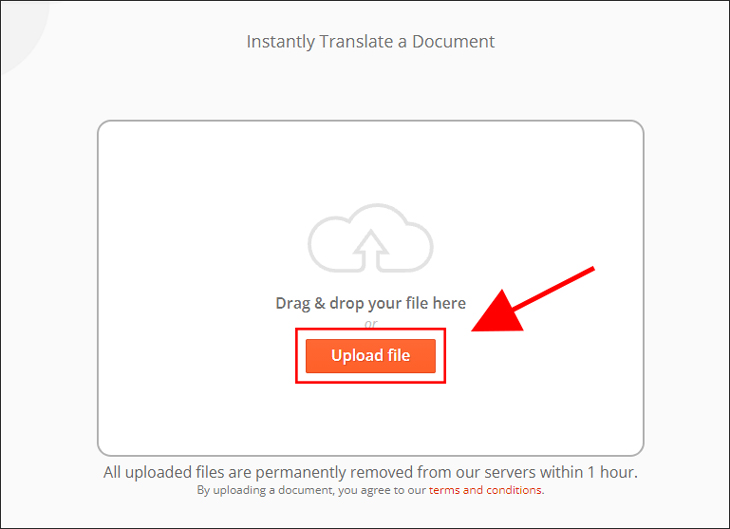 Bạn chọn Upload File để tải lên file PDF cần dịch.