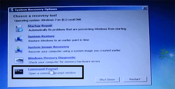Nhấn chọn Command Prompt