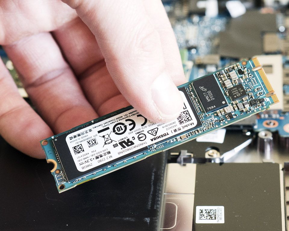 SSD có chức năng lưu trữ dữ liệu với mục đích lâu dài