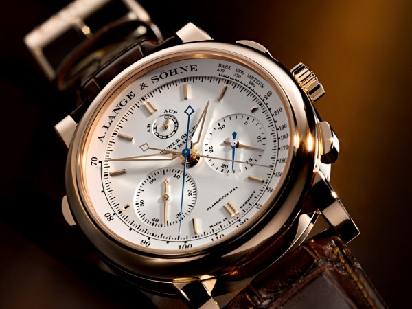 Một loại đồng hồ Chronograph