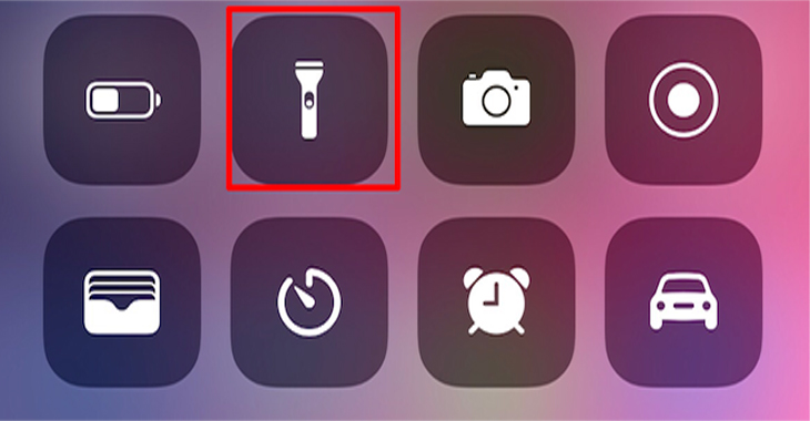 Đèn flash trên iPhone không bật được