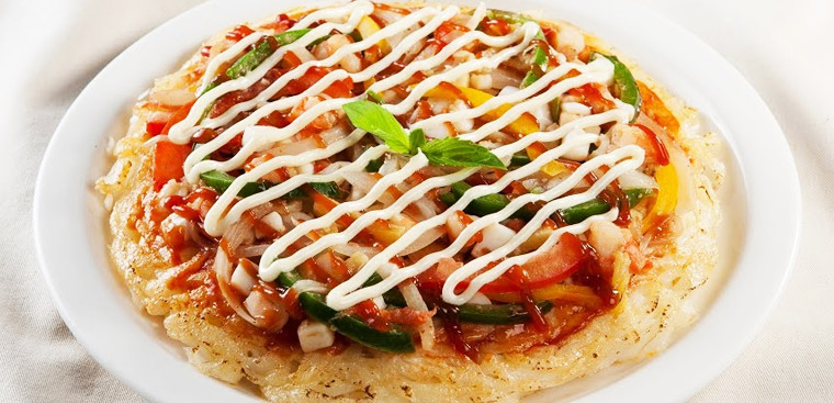 Pizza phở hải sản