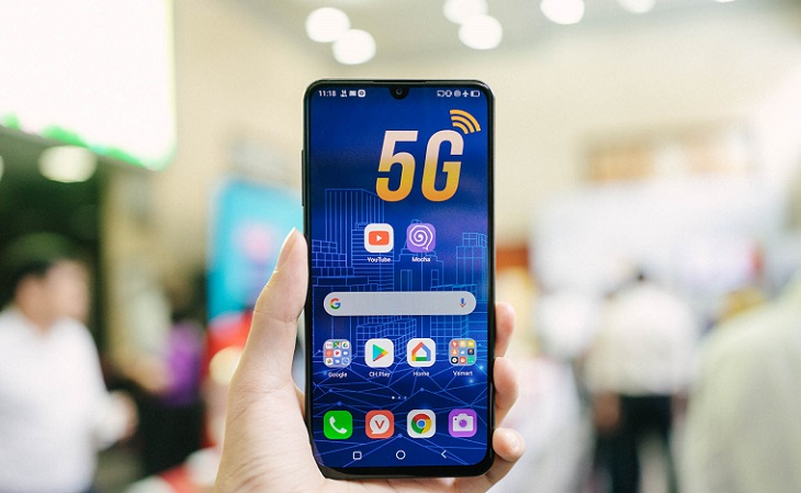 Màn hình Super AMOLED hiển thị sắc nét