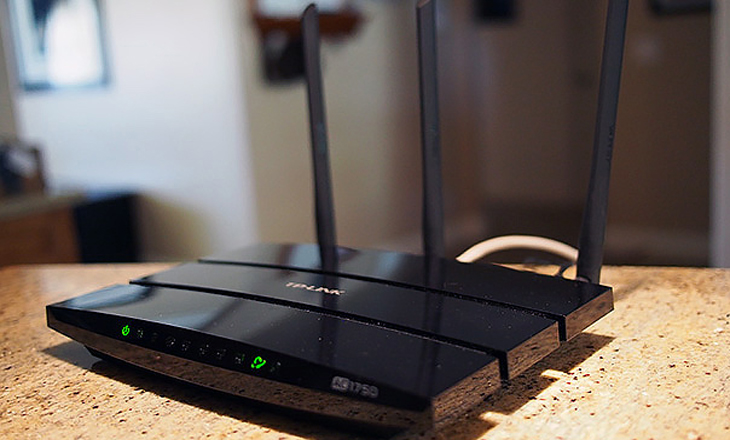 Đừng đặt router gần TV, bếp từ