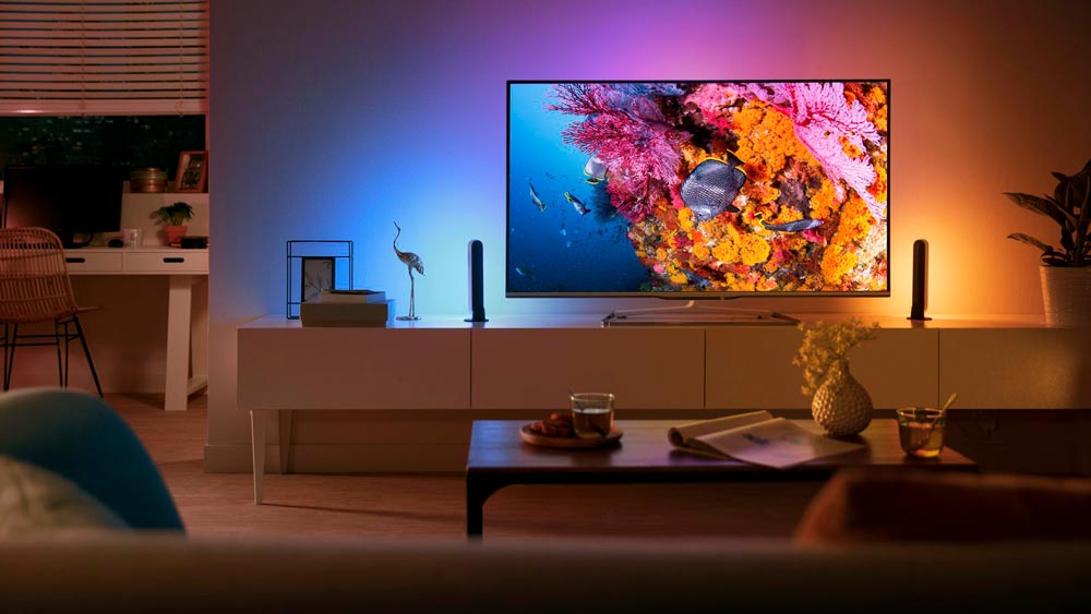 Philips Hue Color Bulb E27: Bạn có thể lắp đặt vào trong các loại đèn treo hay đèn lồng