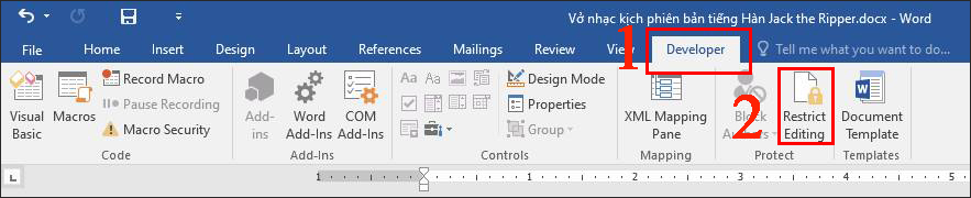 Tiếp tục chọn thẻ Developer và nhấn vào Restrict Editing.
