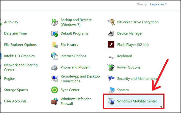 Bạn hãy tìm chọn mục Windows mobility center. 