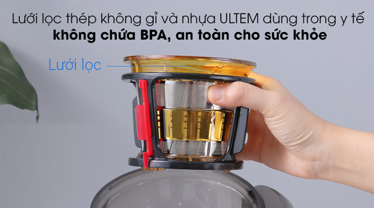 Máy ép chậm Kuvings C7000 được làm từ chất liệu cao cấp