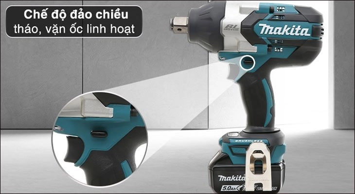 Máy siết bu lông pin Makita DTW1001RTJ 18V hỗ trợ vặn và siết ốc nhanh chóng.