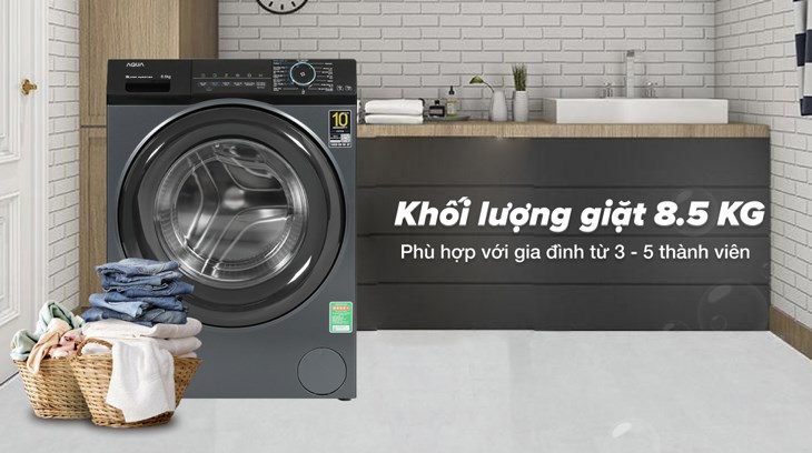 Máy giặt Aqua Inverter 8.5 kg AQD-A852J BK có tổng khối lượng giặt 8.5kg phù hợp cho nhu cầu giặt giũ quần áo và chăn mền của gia đình có 3 - 5 thành viên