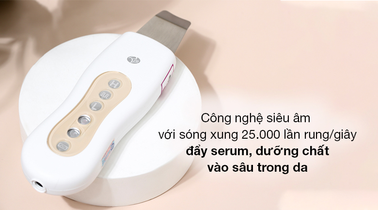 Máy tẩy tế bào chết và massage mặt Rio Beauty FASS3 sử dụng công nghệ siêu âm kết hợp sóng rung giúp đẩy dưỡng chất vào sâu trong da